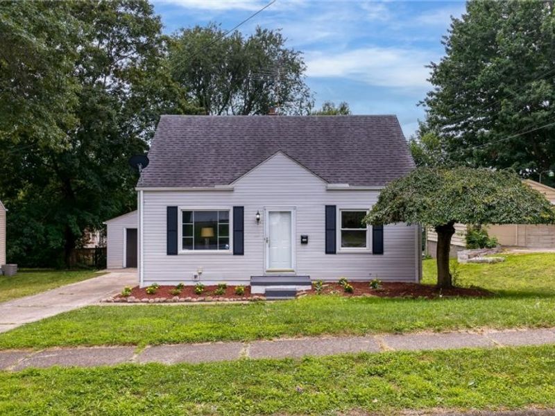 106 E Dresden Avenue , Akron, OH 44301 Photo 1