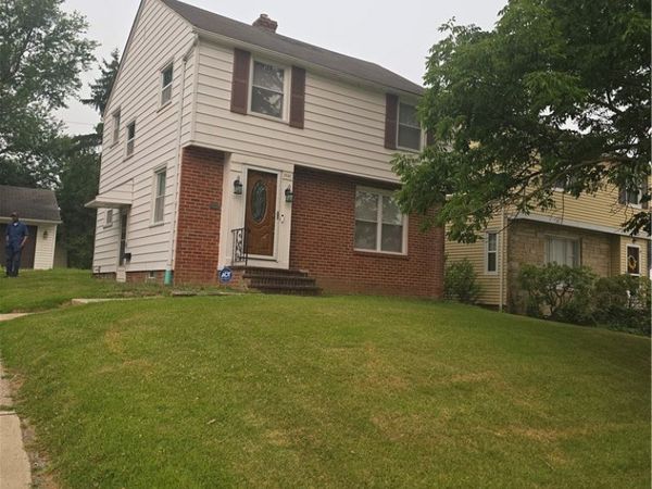 1830 Beverly Hills Drive , Euclid, OH 44117
