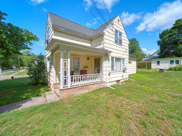 518 Garfield Street, Jackson, MI 49203
