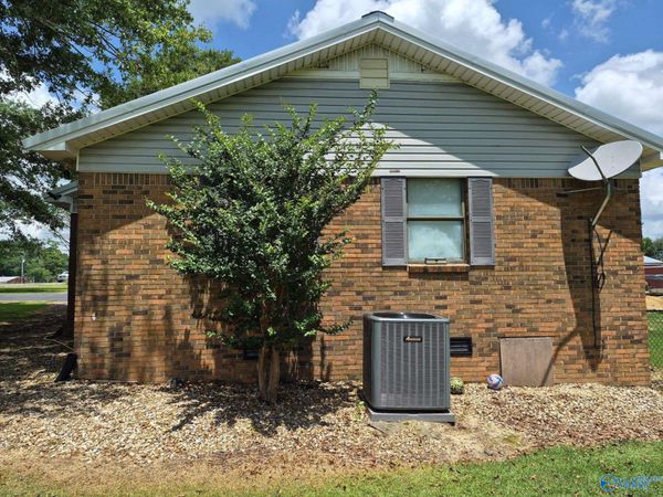 5380 Highway 55 E, Eva, AL 35621
