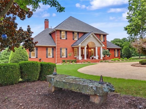 3789 N Sassafras Hill Road , Fayetteville, AR 72703