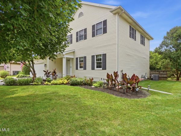 410 Kent Court , Maumee, OH 43537