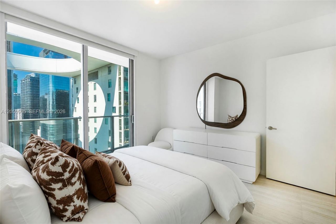 77 SE 5th St , Unit 3914, Miami, FL 33131 Photo