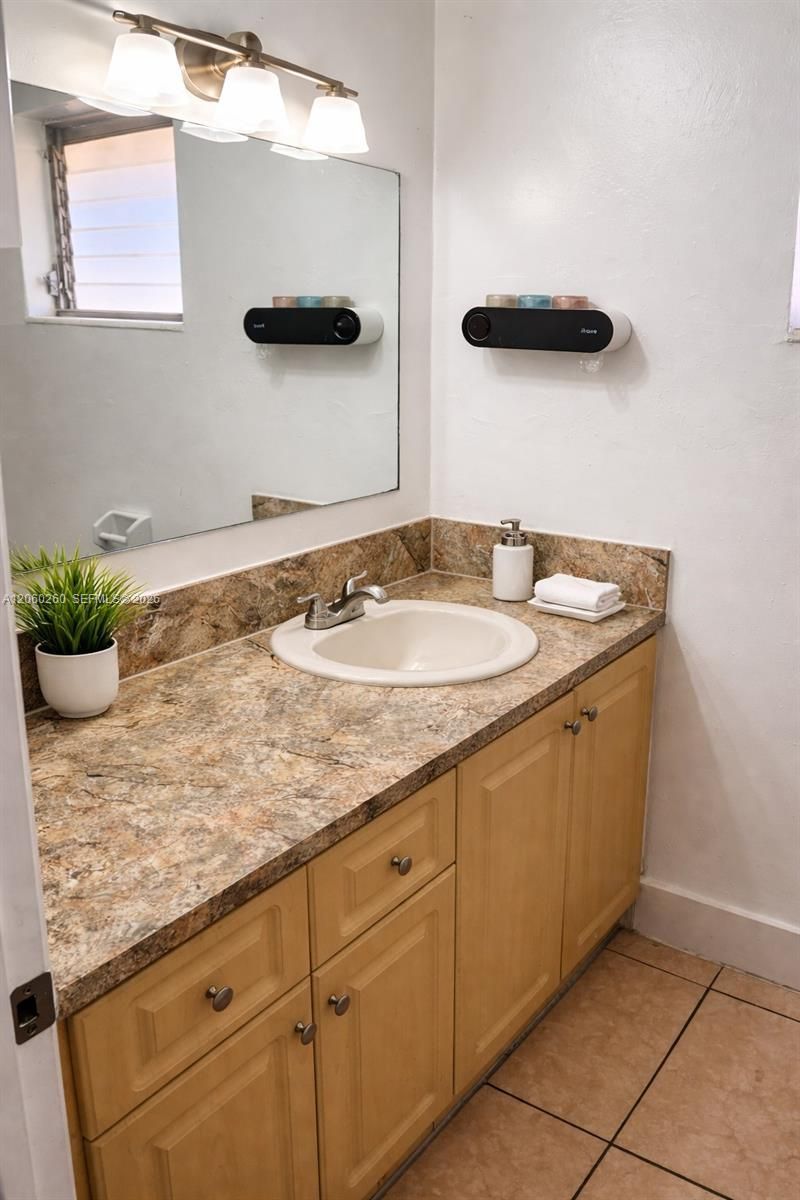 6850 W 14th Ct , Unit A15, Hialeah, FL 33014 Photo
