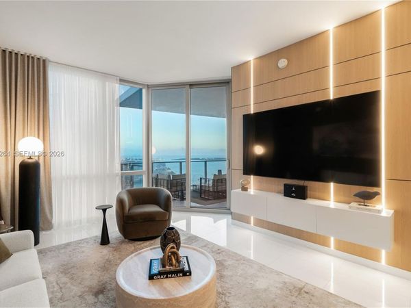 851 NE 1st Ave , Unit 4207, Miami, FL 33132