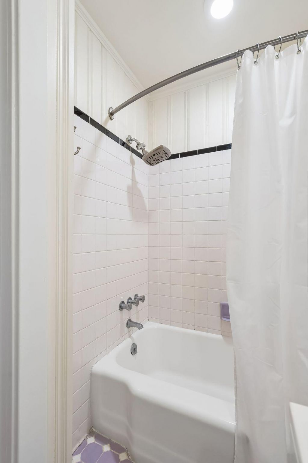 5034 Victoria Avenue Photo 19