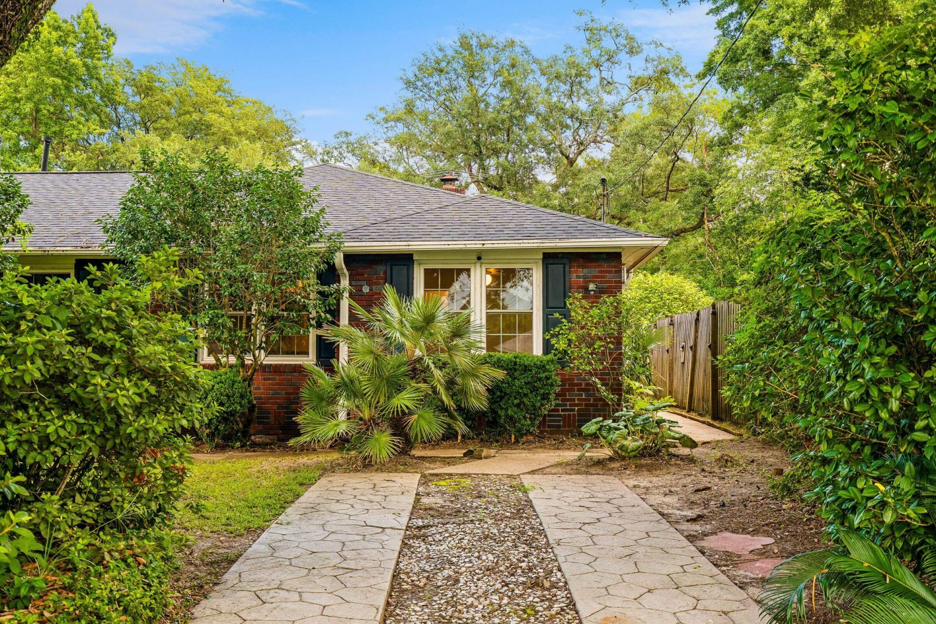 5034 Victoria Avenue Photo 25