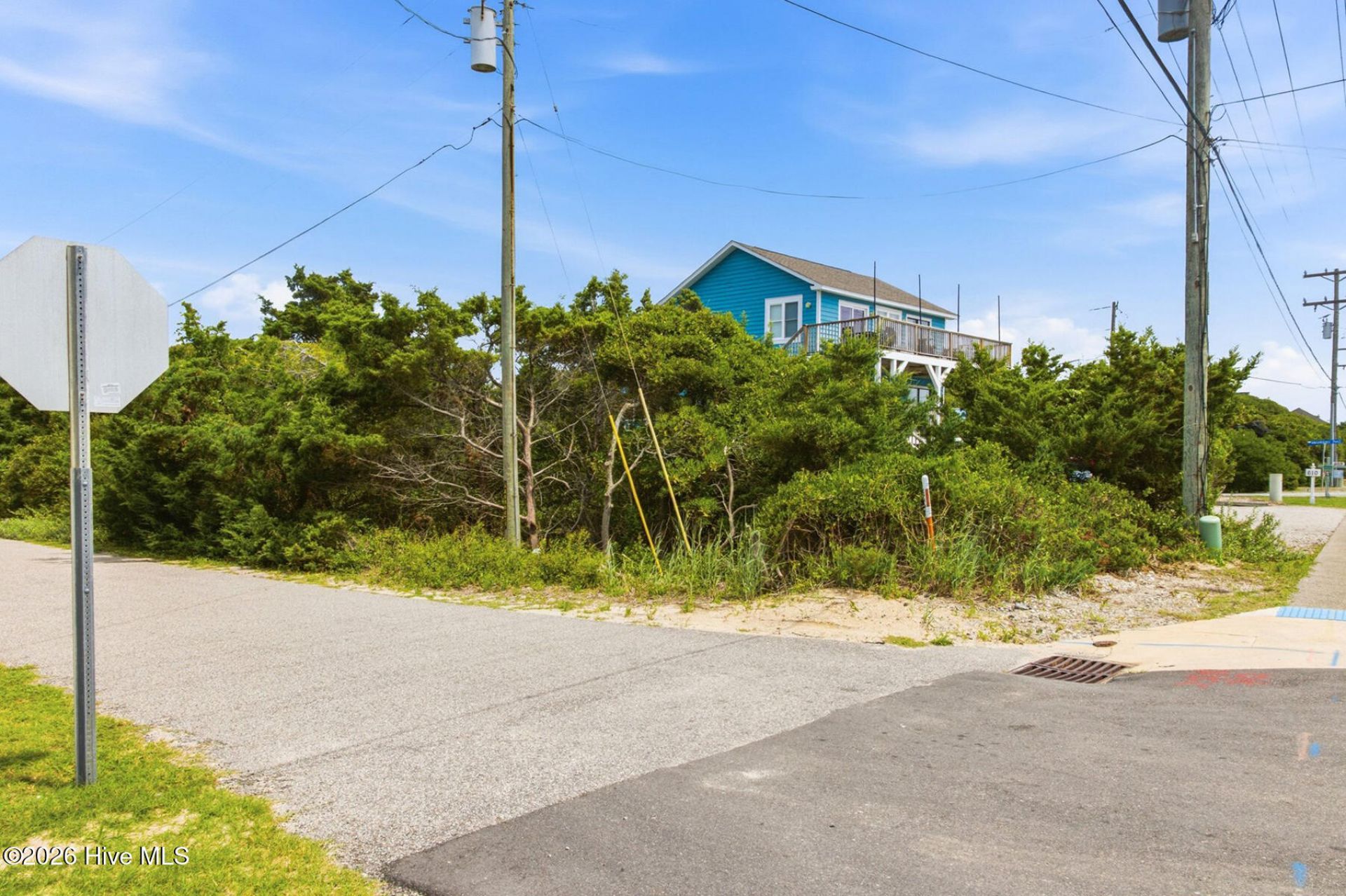 612 N Anderson Boulevard, Topsail Beach, NC 28445 Main Photo