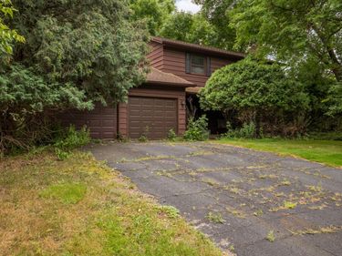 15301 Willowood Drive, Minnetonka, MN 55345