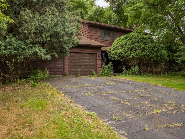 15301 Willowood Drive, Minnetonka, MN 55345