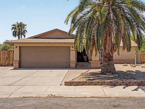 5607 W WINNWOOD Avenue, Glendale, AZ 85304