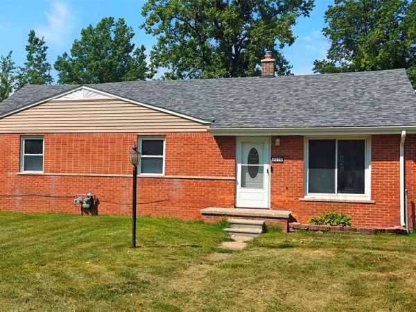 6270 Hunt Street, Romulus, Mi 48174