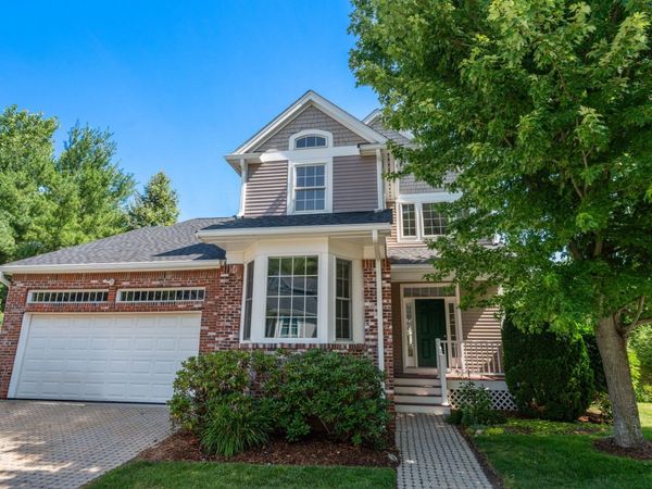 7 Riverwalk Ln, Unit 7, Walpole, MA 02032