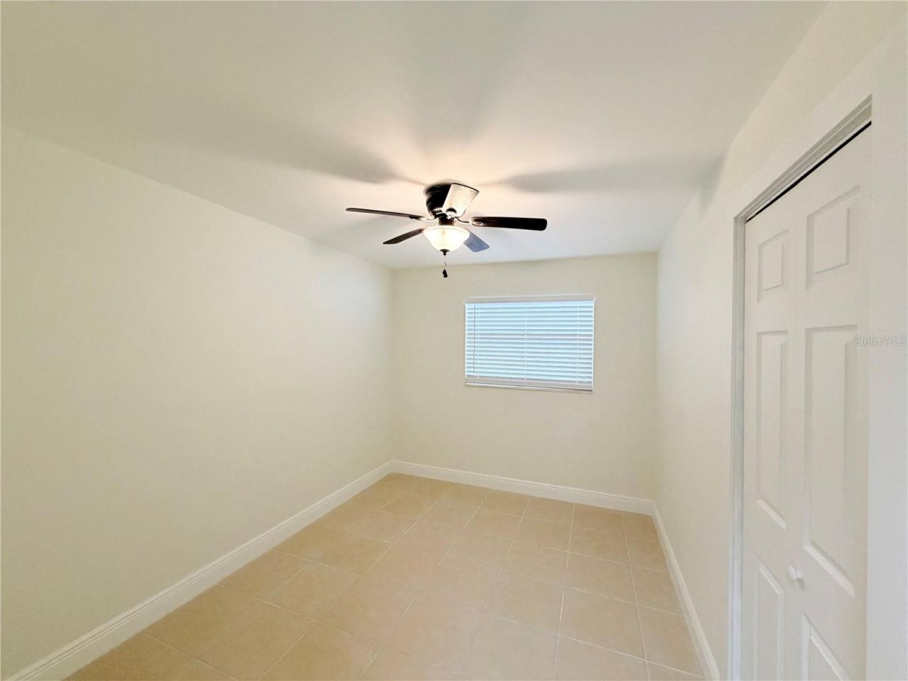 1827 Oklahoma Avenue Ne, Saint Petersburg, FL 33703 Photo