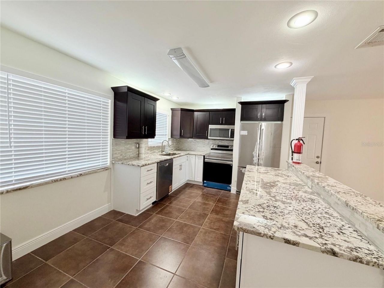 1827 Oklahoma Avenue Ne, Saint Petersburg, FL 33703 Photo