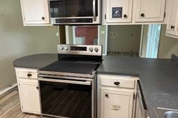 1114 Pinelake Dr photo 4