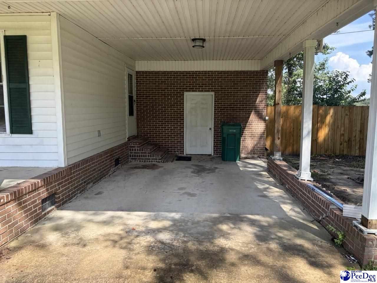 1114 Pinelake Dr Photo 6
