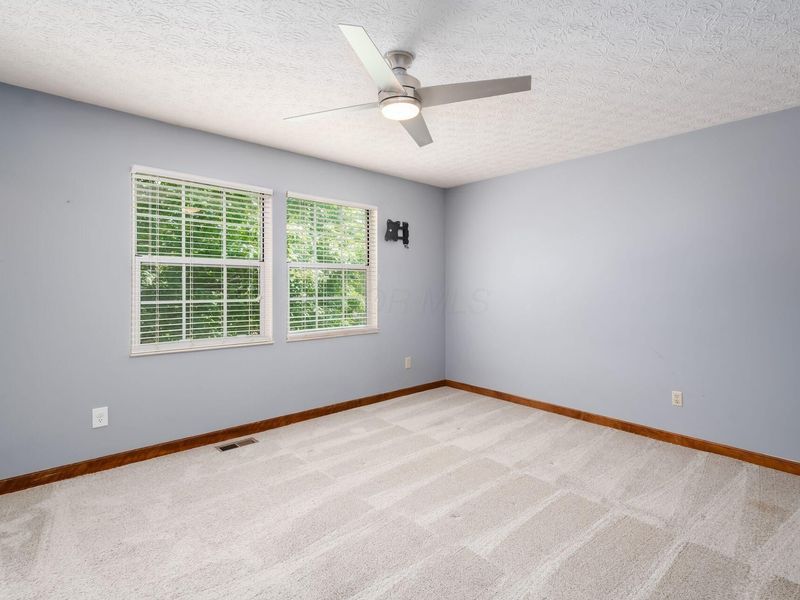 3925 Roxham Court, Columbus, OH 43230 Photo 22