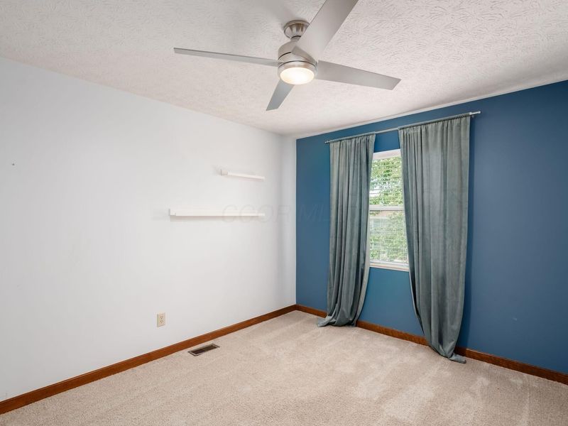 3925 Roxham Court, Columbus, OH 43230 Photo 27