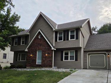 6630 N Anita Avenue, Kansas City, MO 64151