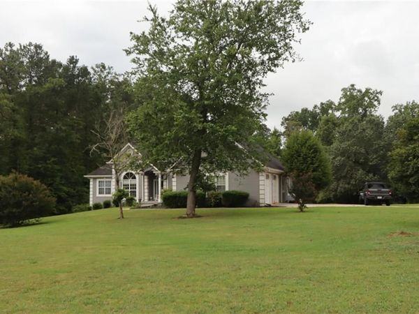 12136 Edgewater Drive, Hampton, GA 30228