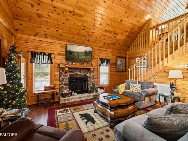 2123 Wingspan Drive , Sevierville, TN 37876