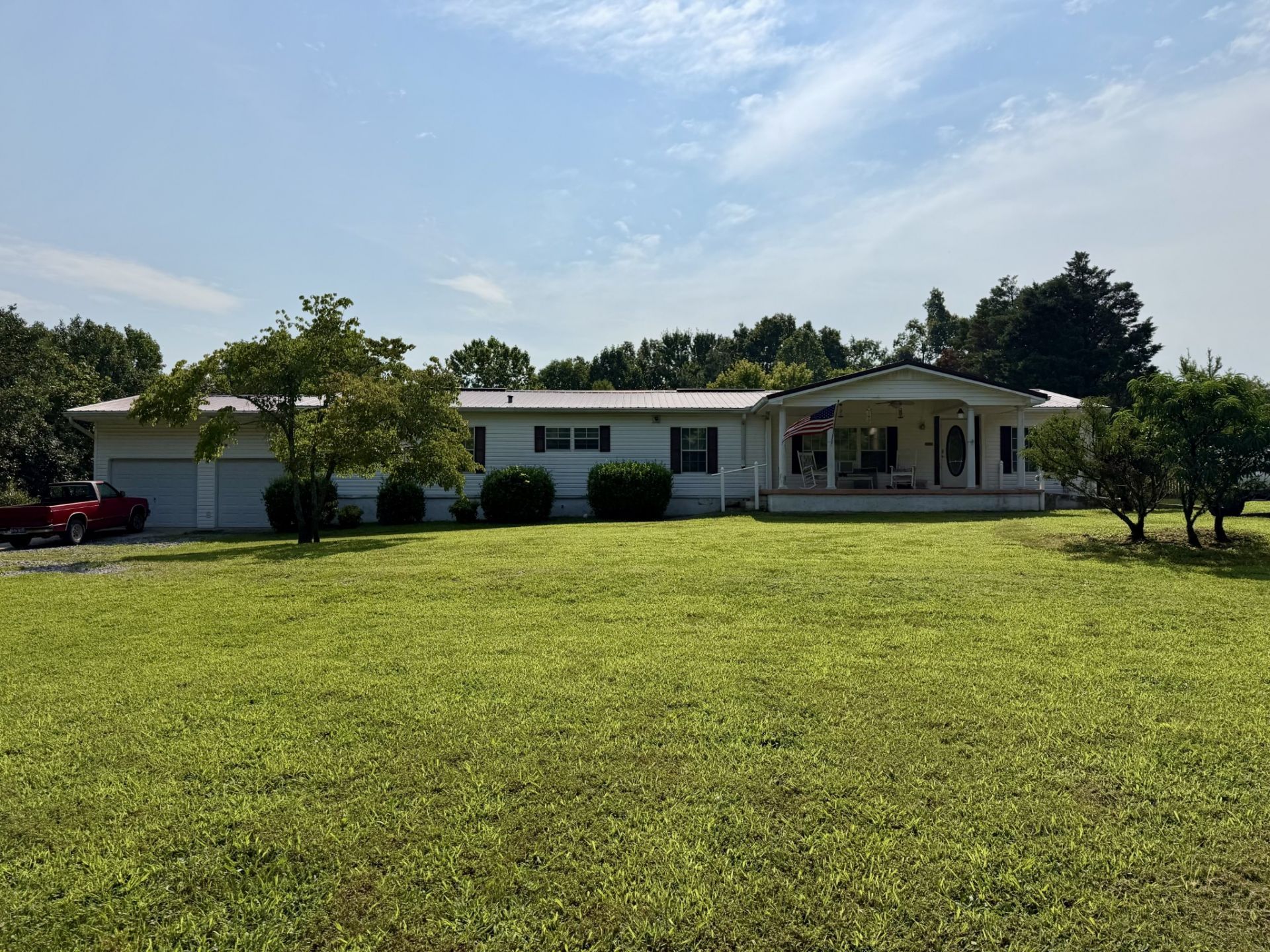 368 Bishop Troutt Rd, Westmoreland, TN 37186 Main Photo