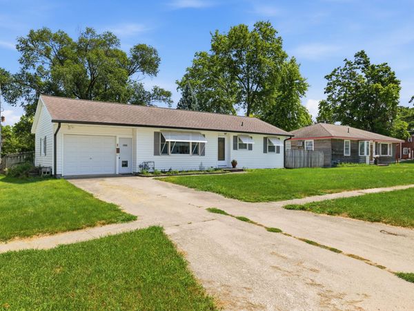 2008 Douglas Avenue, Ames, IA 50010