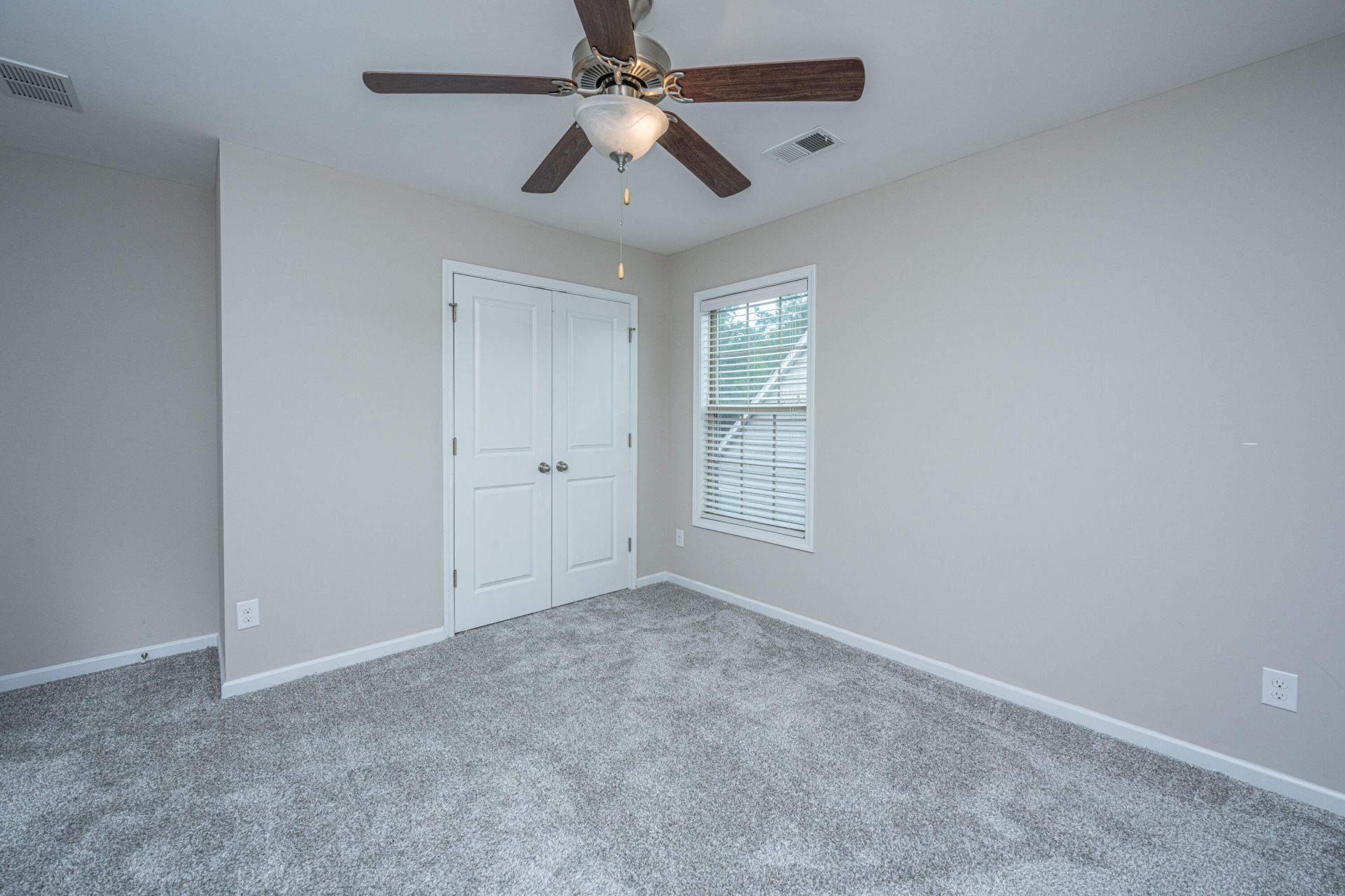 125 Carolina Wren Avenue Photo 38