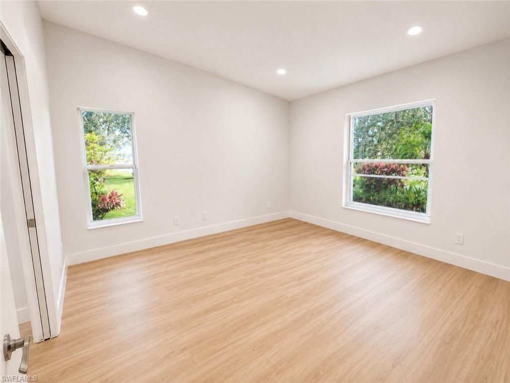 8204 Ibis Cove Cir, Unit B212, Naples, FL 34119 Photo