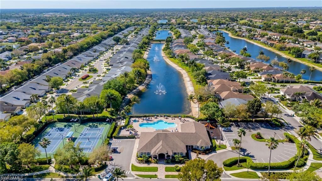 8204 Ibis Cove Cir, Unit B212, Naples, FL 34119 Photo