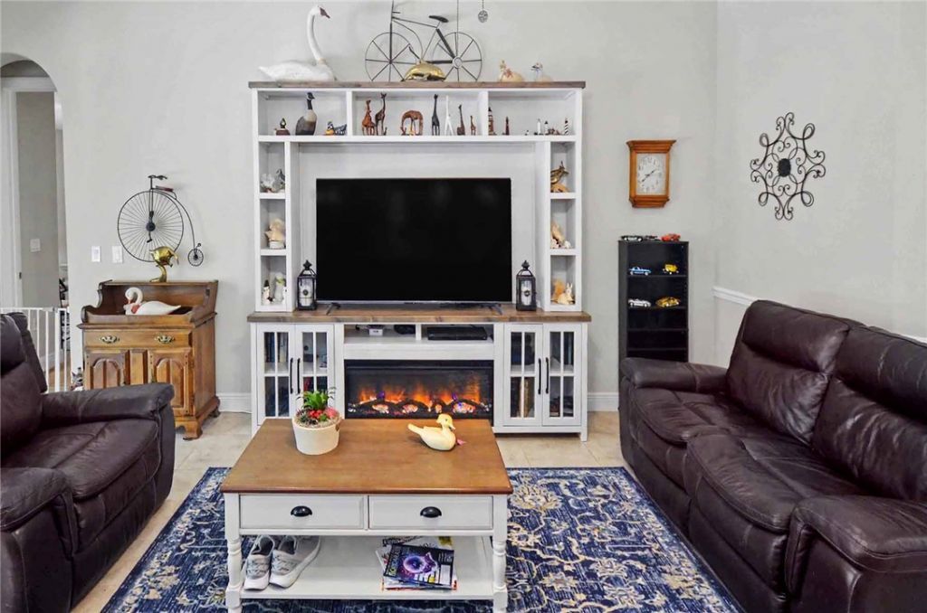 733 SW Fortunella Circle, Vero Beach, FL 32968 Photo