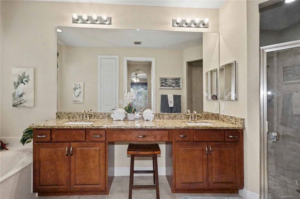 733 SW Fortunella Circle, Vero Beach, FL 32968 Photo
