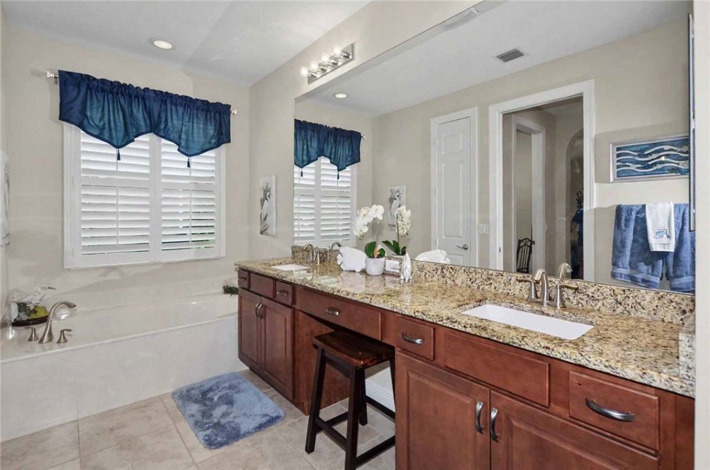 733 SW Fortunella Circle, Vero Beach, FL 32968 Photo