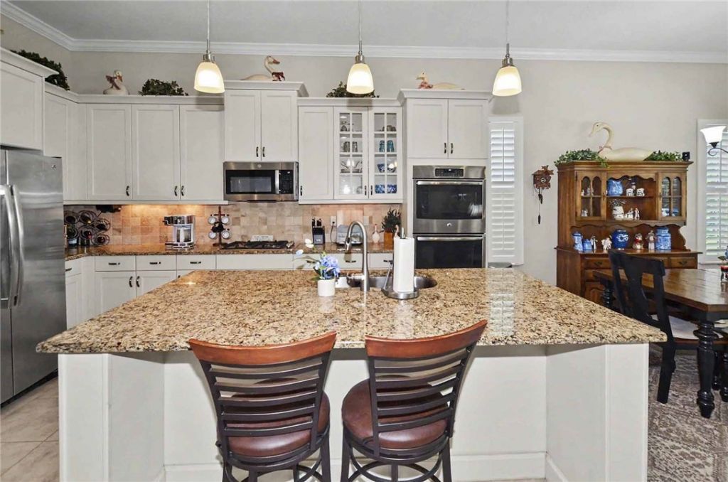733 SW Fortunella Circle, Vero Beach, FL 32968 Photo