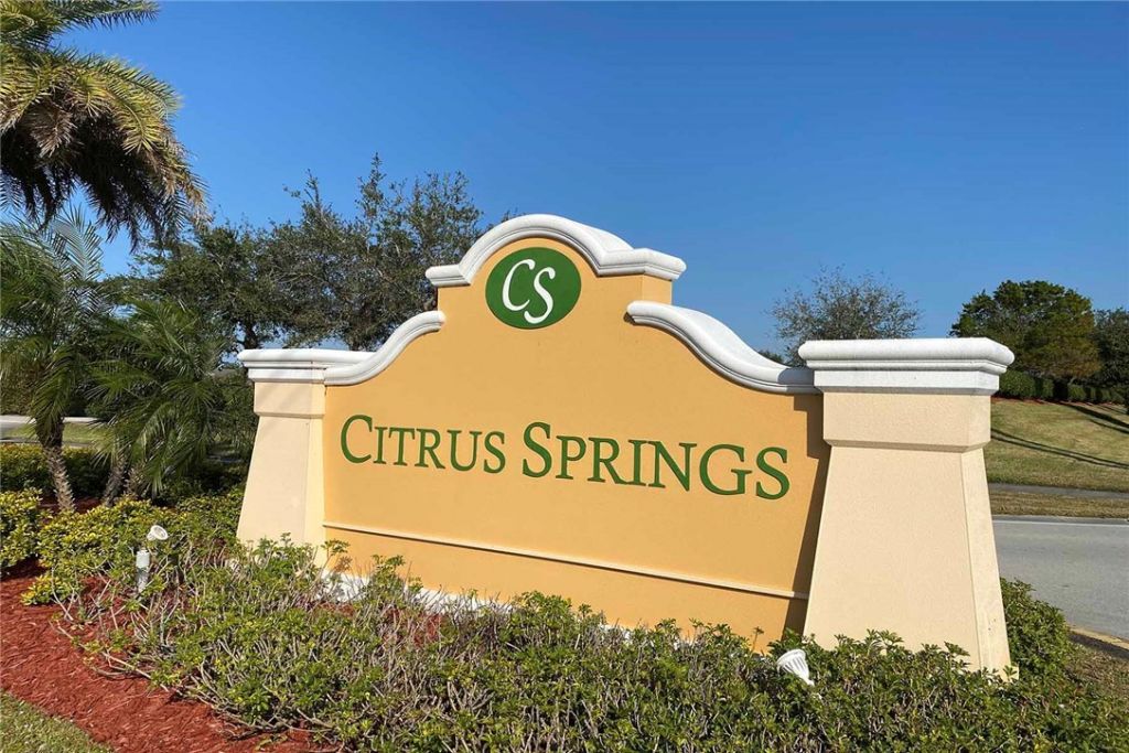 733 SW Fortunella Circle, Vero Beach, FL 32968 Photo