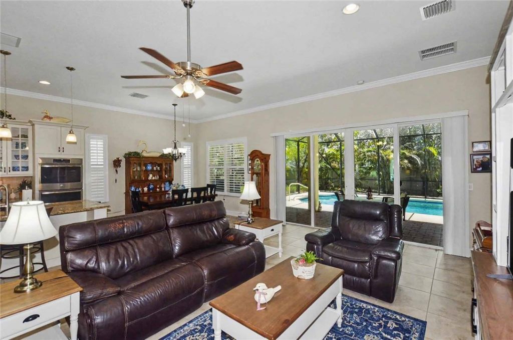 733 SW Fortunella Circle, Vero Beach, FL 32968 Photo