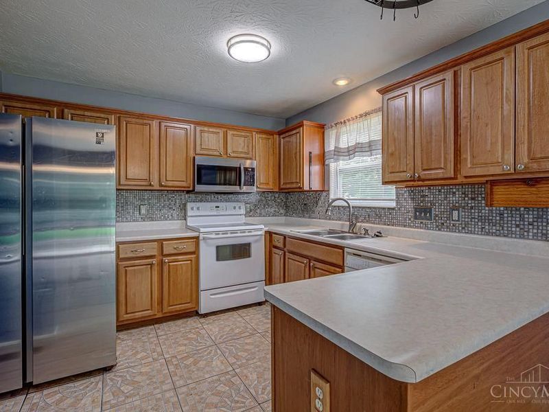 1550 Clearbrook Lane, Batavia Twp, OH 45102 Photo 7