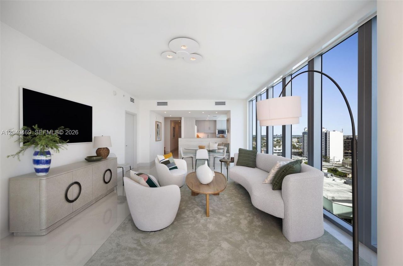 6799 Collins Ave , Unit 1402, Miami Beach, FL 33141 Photo