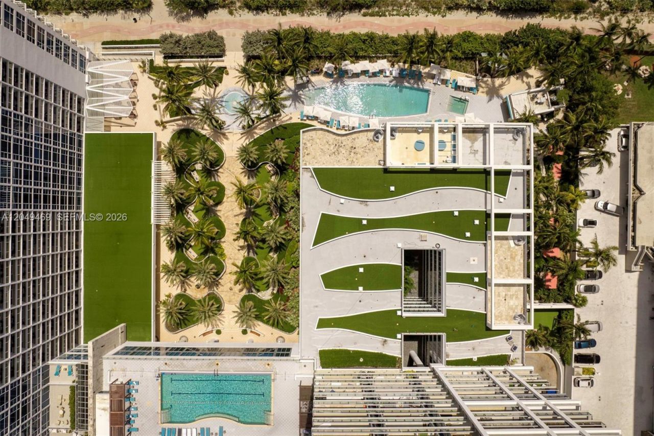 6799 Collins Ave , Unit 1402, Miami Beach, FL 33141 Photo