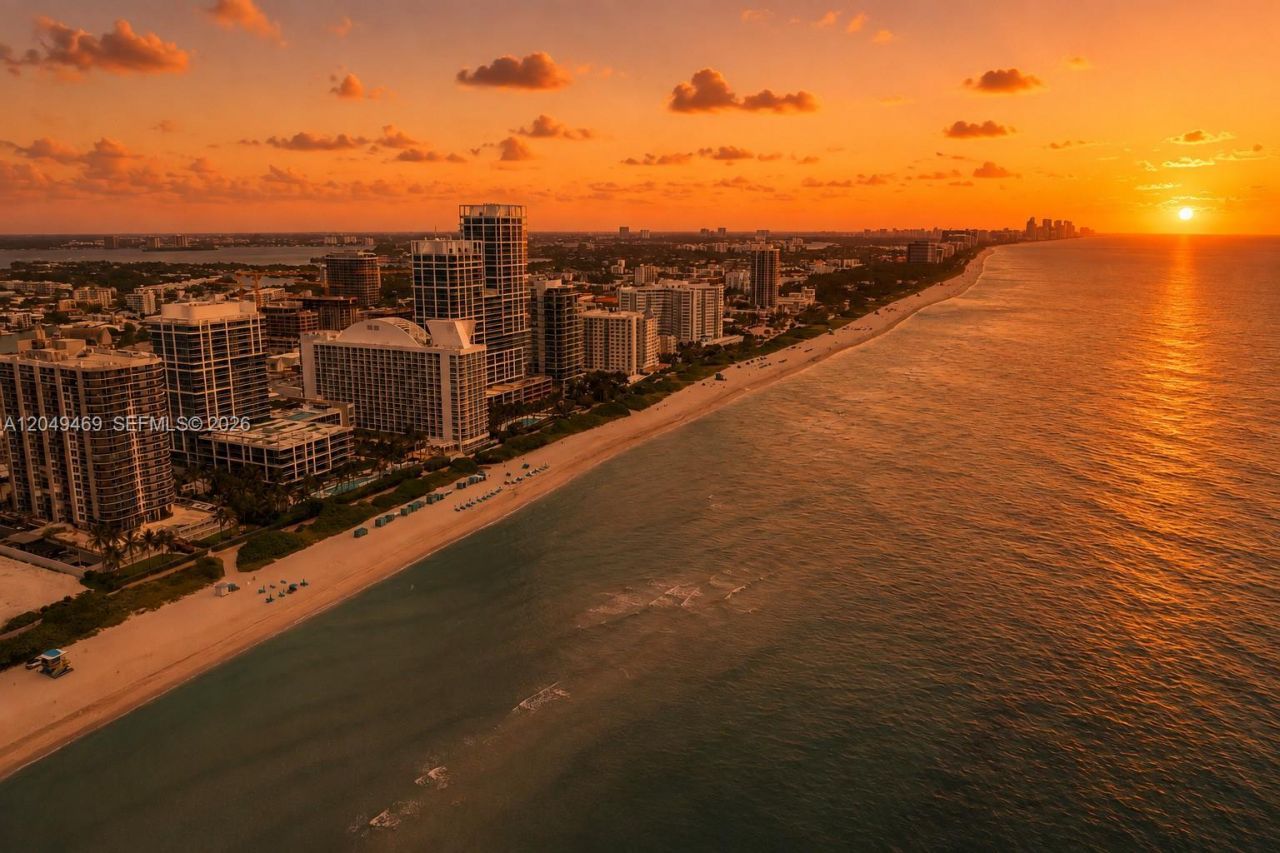 6799 Collins Ave , Unit 1402, Miami Beach, FL 33141 Photo