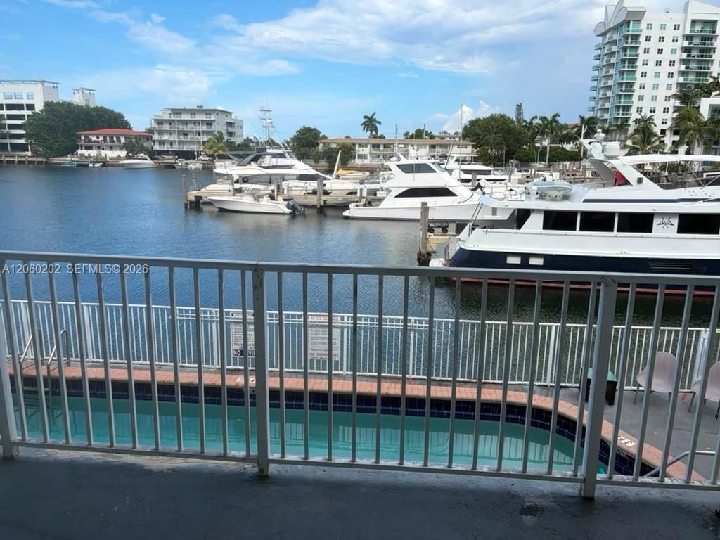 7917 West Dr, Unit 16, North Bay Village, FL 33141 Photo
