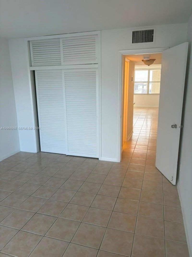 7917 West Dr, Unit 16, North Bay Village, FL 33141 Photo