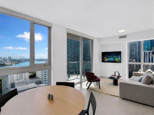 227 NE 2nd St , Unit 2000, Miami, FL 33132