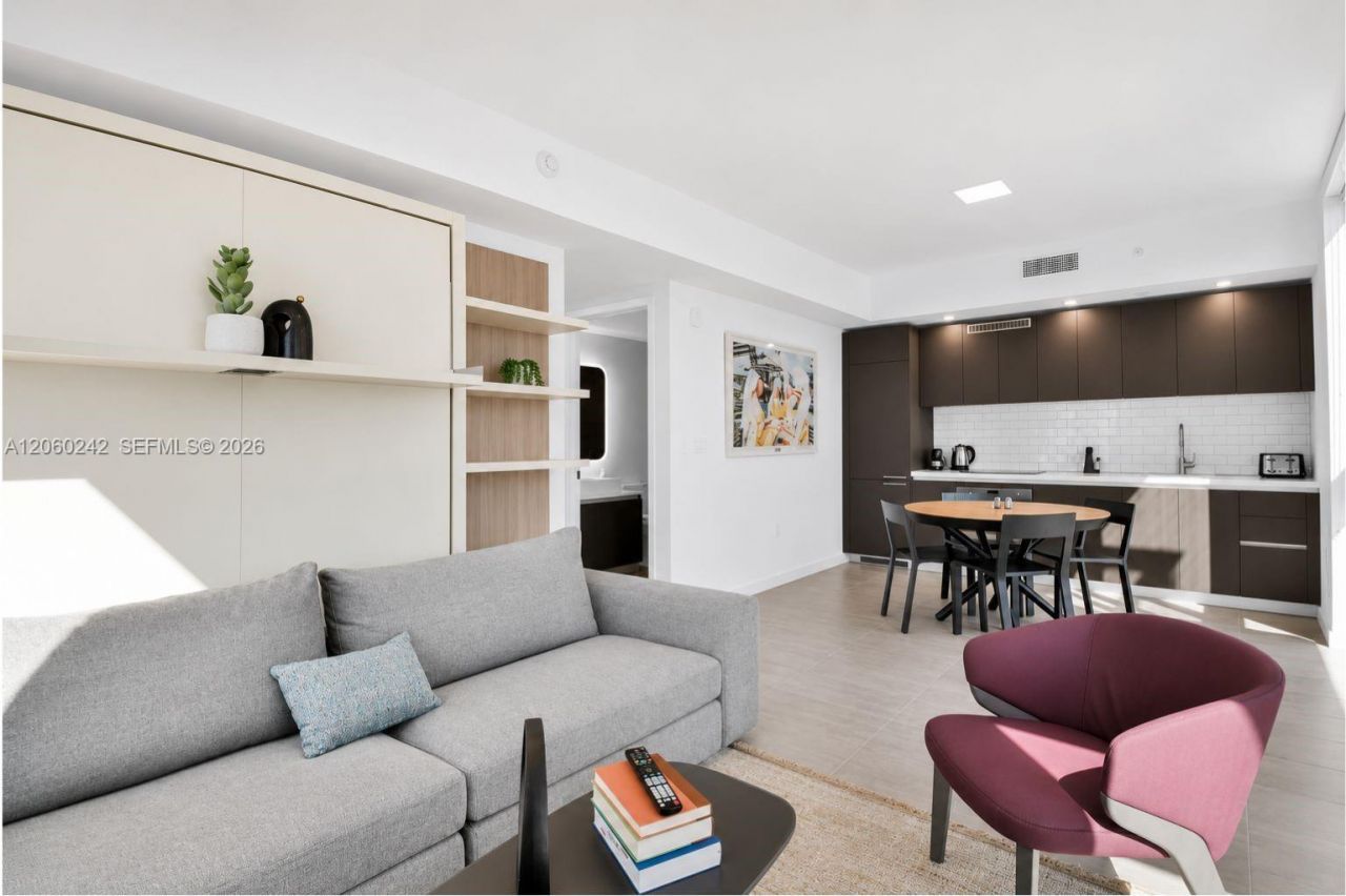 227 NE 2nd St , Unit 2000, Miami, FL 33132 Photo