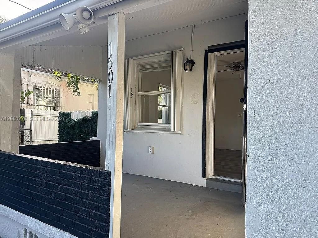 1501 NW 42nd St , Miami, FL 33142 Photo
