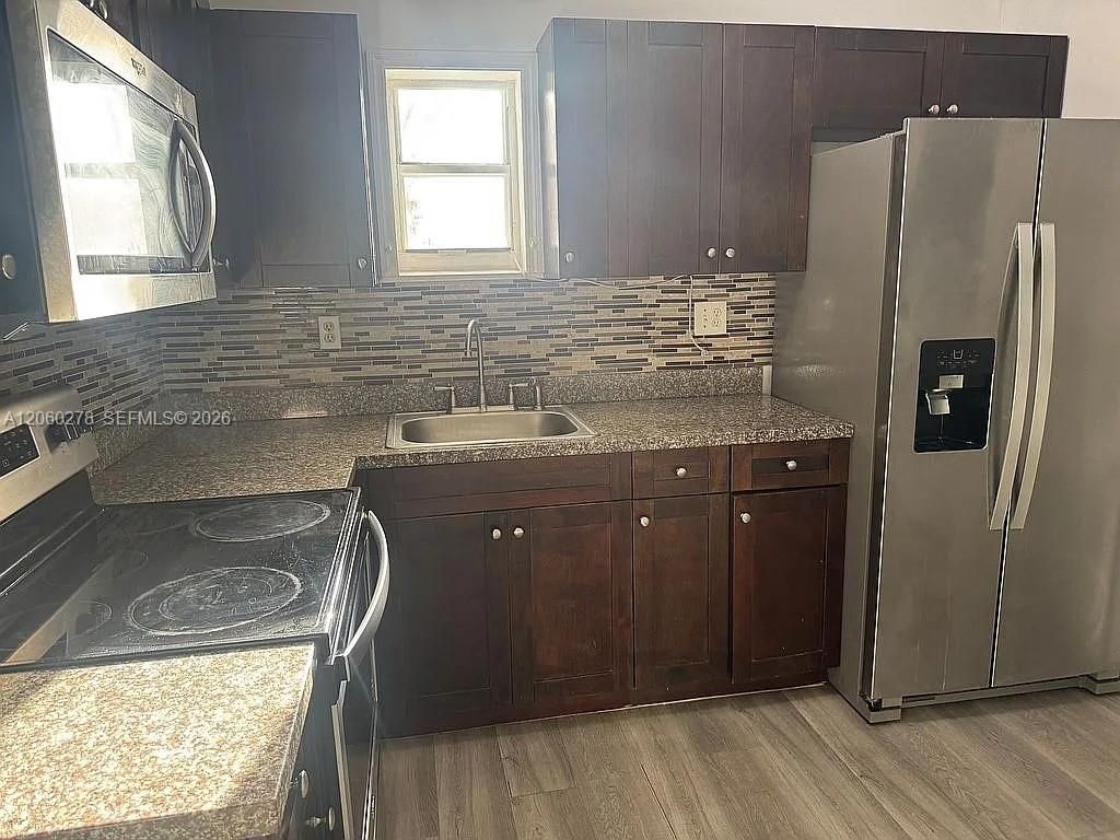 1501 NW 42nd St , Miami, FL 33142 Photo