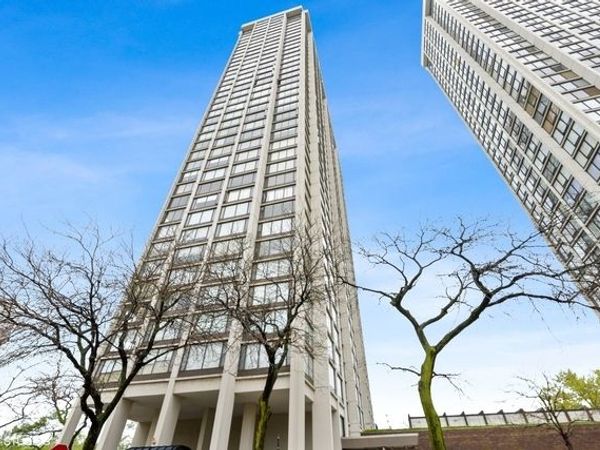 5455 N Sheridan Road , Unit 1711, Chicago, IL 60640