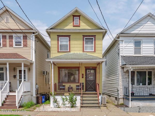 392 E Washington Street, Nanticoke, PA 18634