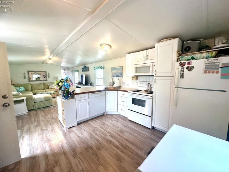 5798 N Humphrey Road, Oak Harbor, OH 43449 Photo 12